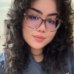 Meet your Posher, Melanie